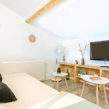 Proche Marais Poitevin Apartment Oulmes